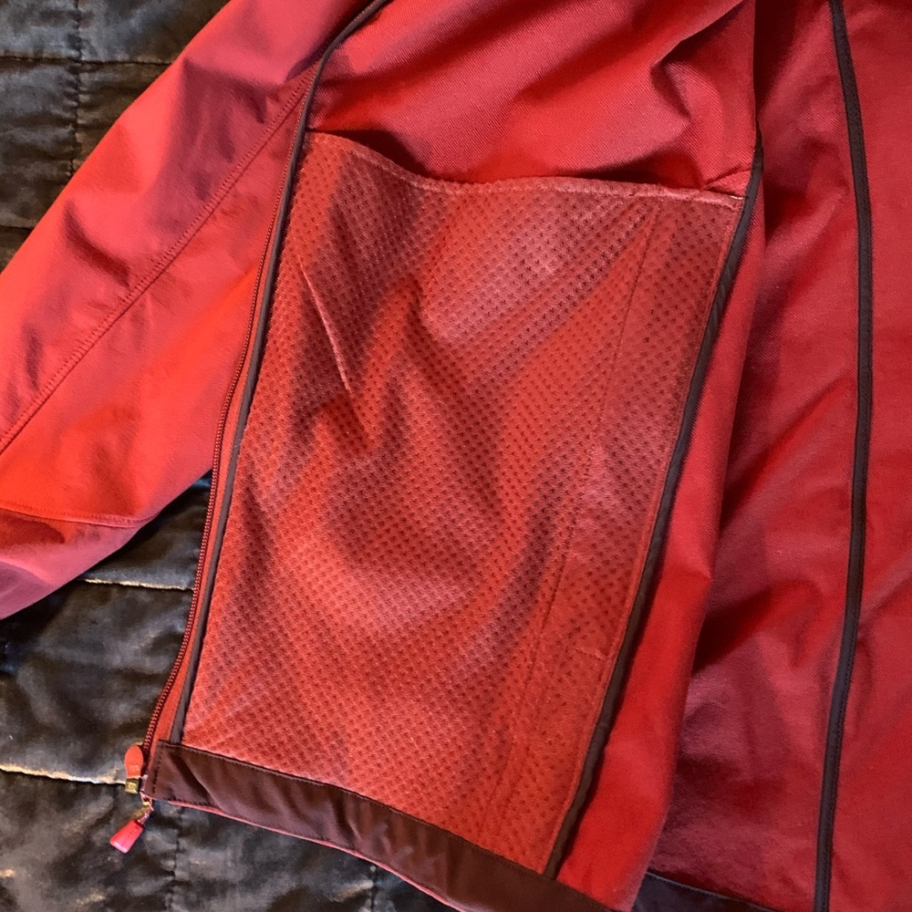 Montbell windshell Jacket - Picture 4 of 7